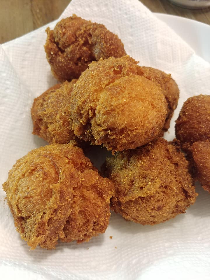 Homemade Deep-Fried Hush Puppies - Jett's Kitchen