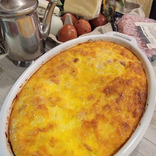 https://jettskitchen.com/wp-content/uploads/2022/01/Easy-Breakfast-Casserole-Recipe-500x500.jpg